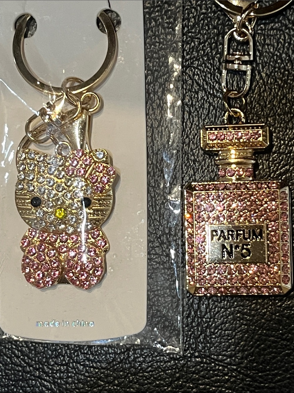 2 piece BUNDLE:::::Hello kitty bag charm+Parfum Bag charm